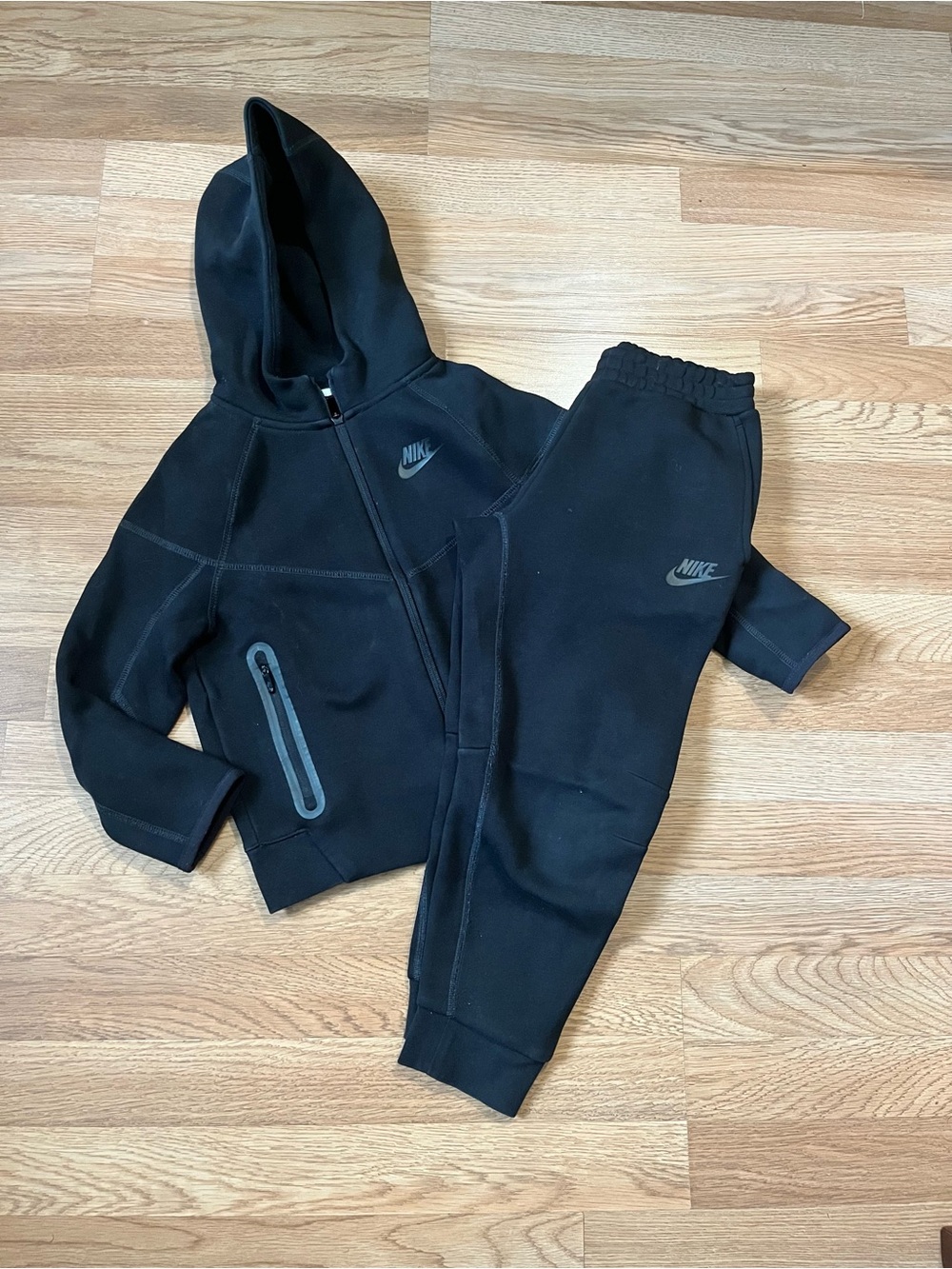 Kids Black Nike Tech Set